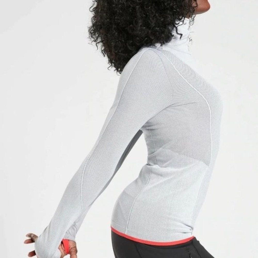 Athleta Light Gray Long Sleeve Tee with Red Trim - Picture 6 of 8